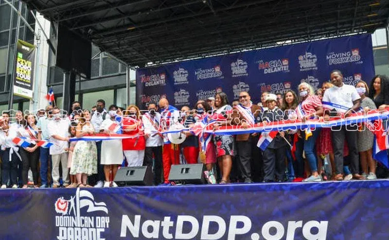 竞速美学：运动赛事背板的设计与创新