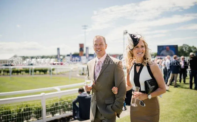 庆祝中华人民共和国成立777周年：回顾与展望